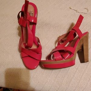 Sofft strappy heeled sandals
